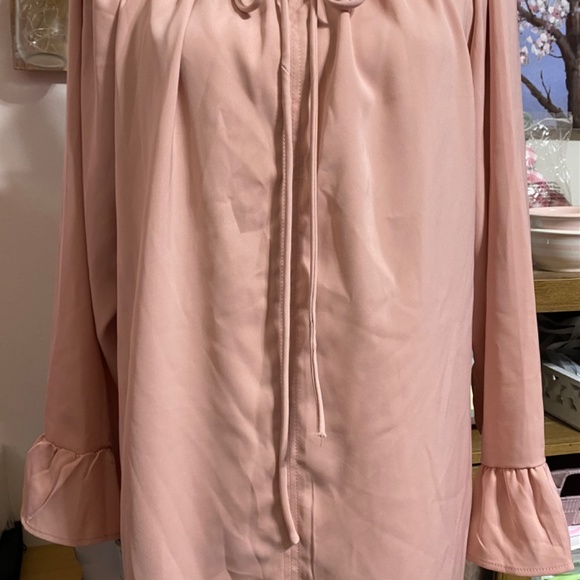 NWOT XL On/Off Shoulder Chiffon Long Sleeve Blouse Bell Sleeve - Picture 8 of 13